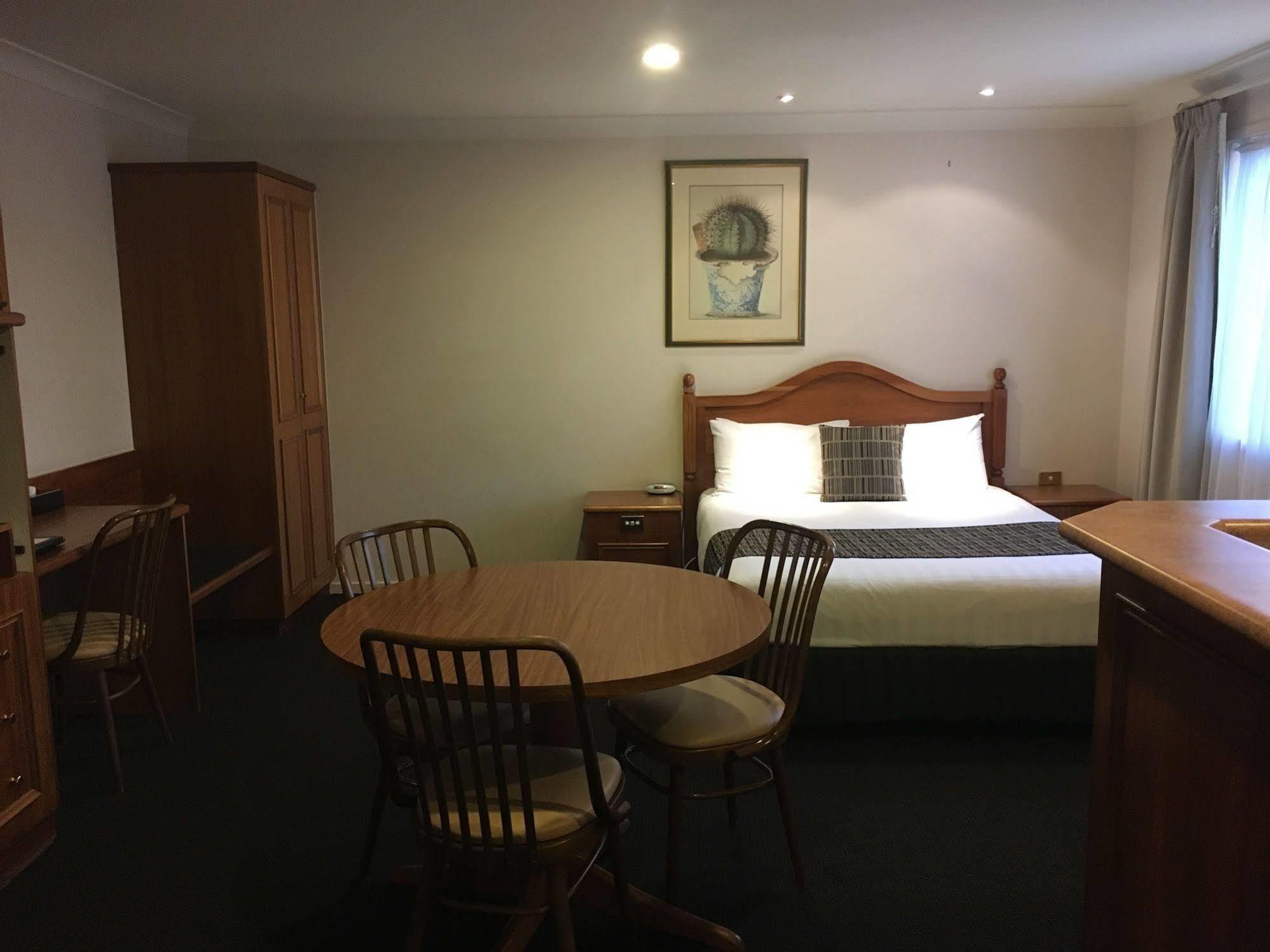 Best Western Ambassador Motor Inn & Apartments Wagga Wagga Eksteriør bilde